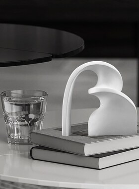 几何拱形扭曲飘带抽象电镀家居饰品现代小众高级感样板房桌面摆件