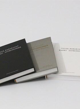 现代简约字母装饰真书黑色系样板房别墅售楼处办公室书房桌面摆件