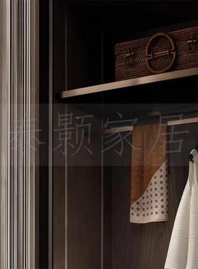 棕咖色样板房衣帽间摆件装搭配组软JJ合全调屋设计样板间柜装饰衣