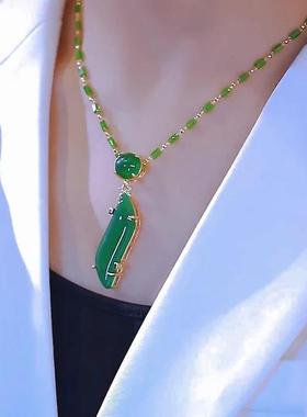 小芳美妆饰品美人玉石项链新款新中式风合金吊坠气质女士锁骨链