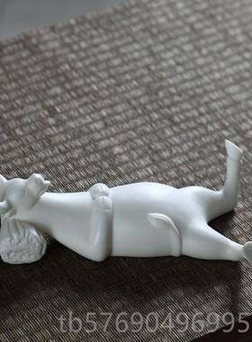 新款装泥无界 创白意办公室牛摆居件陶瓷瓷装饰品客厅书桌家软工