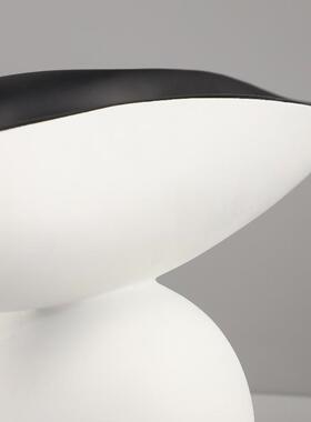 简装约代现1367几何黑白拼接圆球托装饰摆件客厅餐盘厅卧室软家居