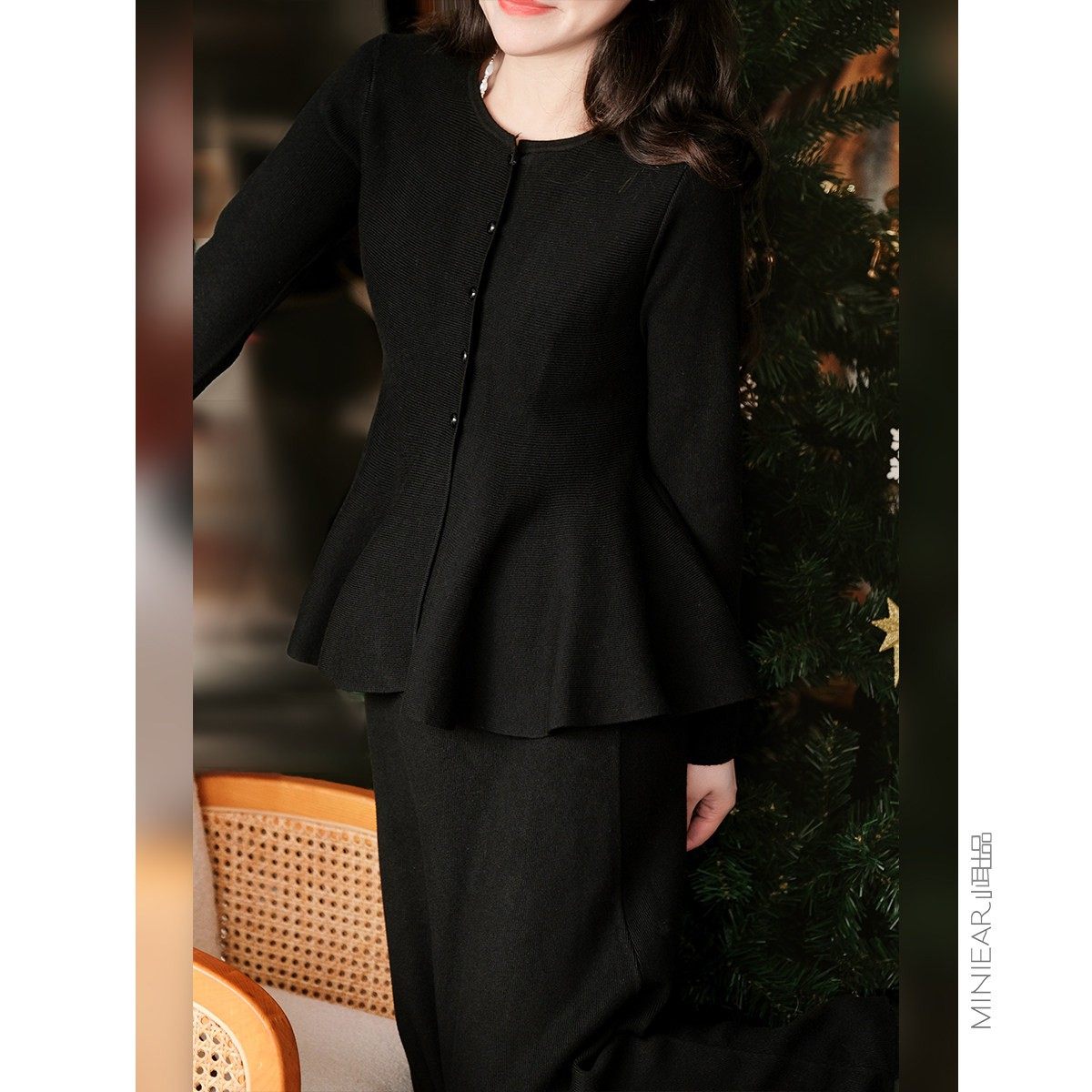 小耳出品【法国梧桐】温柔大姐姐风安迪绒波浪摆开衫半身裙两件套,淘宝优惠券,粉丝福利购,淘宝优惠卷