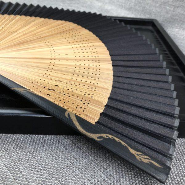 中国风真丝女扇子雕刻龙和风古风折扇手工艺折叠丝绸刻骨龙,淘宝优惠券,粉丝福利购,淘宝优惠卷