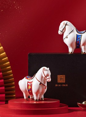 陶瓷创意摆件马上 安康唐马 新中式卡通装饰家居办公桌博古架摆放