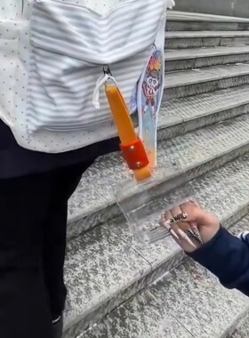 神的书包挂件抽象公交车拉环
