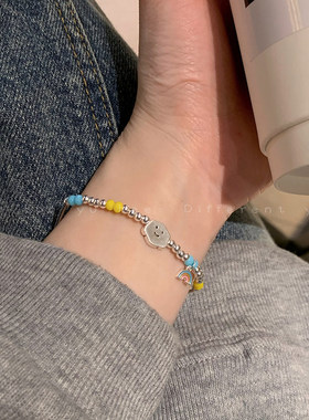 多巴胺彩虹小熊串珠手链女款2026新款高级感手串小众设计彩色手饰