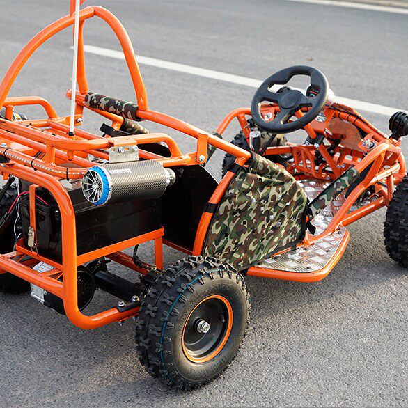 ທຸກພູມສັນຖານແບບ Go-karts ສີ່ລໍ້ດຽວ ແລະສອງເທົ່າ, ລົດ ATVs off-road, ສະຖານທີ່ໃຫ້ເຊົ່າບ່ອນຈອດລົດນ້ຳມັນເຊື້ອໄຟ-ໄຟຟ້າ