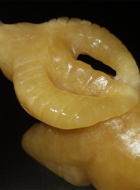 天然米黄玉石雕扭转乾坤招财生肖站卧牛饰品小摆件一对办公室礼品