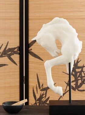 SOLO HOUSE砂岩白色艺术马头雕塑摆件客厅样板间玄关家居装饰摆件