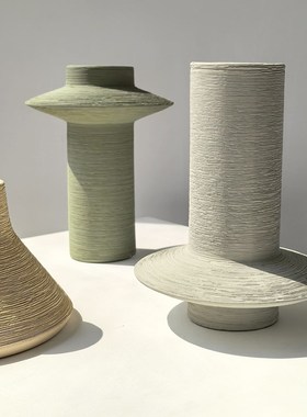 态生活诧寂风莫兰迪拉丝纹陶瓷花瓶客厅书房高颜值装饰品摆件