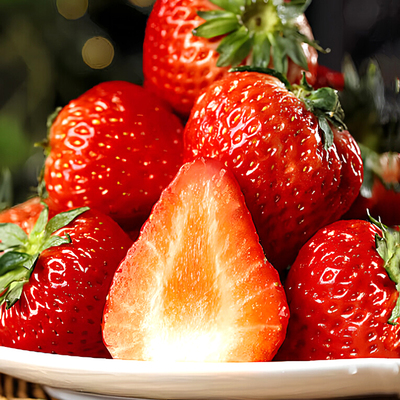 正宗丹东99草莓超大新鲜现摘现发