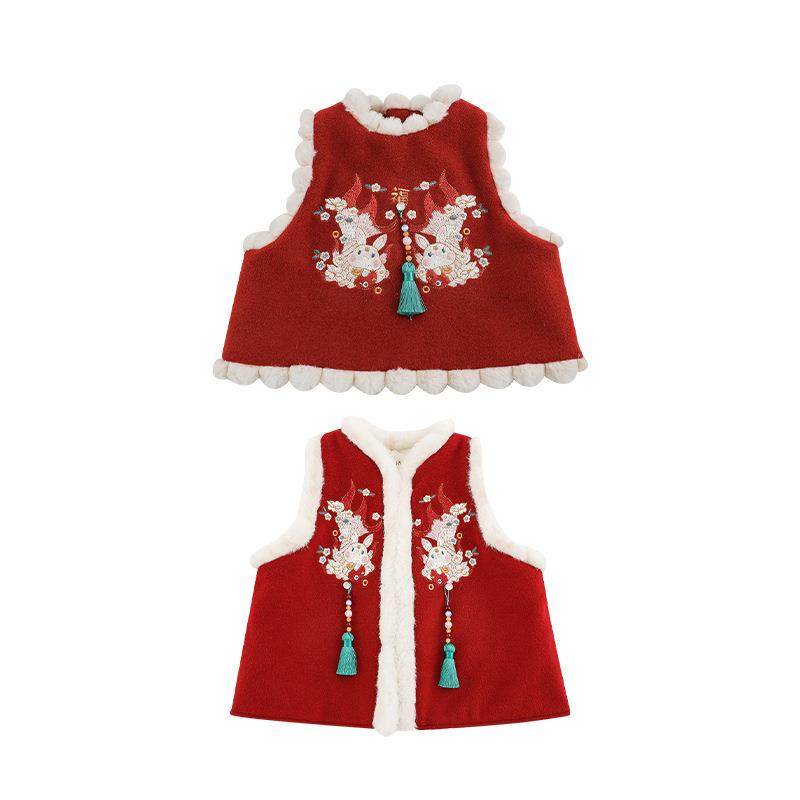 2026新款吾里卜一女童蝴蝶年服套装冬季萌趣可爱福兔刺绣中式,淘宝优惠券,粉丝福利购,淘宝优惠卷