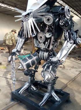 山东工厂生产大型模型摆件 广场公园摆件 大型机械起重机抓斗模型