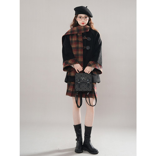 【扶光】JK制服毛呢套装学院风可爱格子披风围巾领外套冬季两件套 - 图1