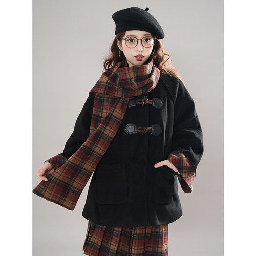 【扶光】JK制服毛呢套装学院风可爱格子披风围巾领外套冬季两件套 - 图0