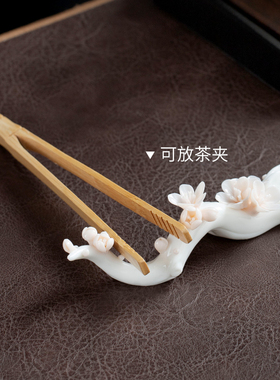 东方泥土陶瓷创意手作梅花花枝桌面小摆件搁笔架客厅茶桌装饰小物
