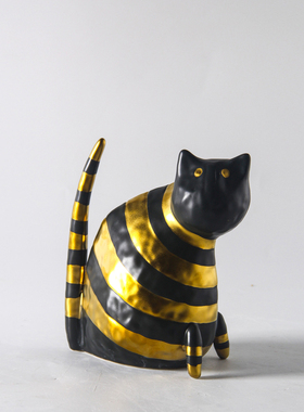 卡通风手绘蓝白条纹陶瓷猫咪摆件书房客厅样板间儿童房软装售楼处