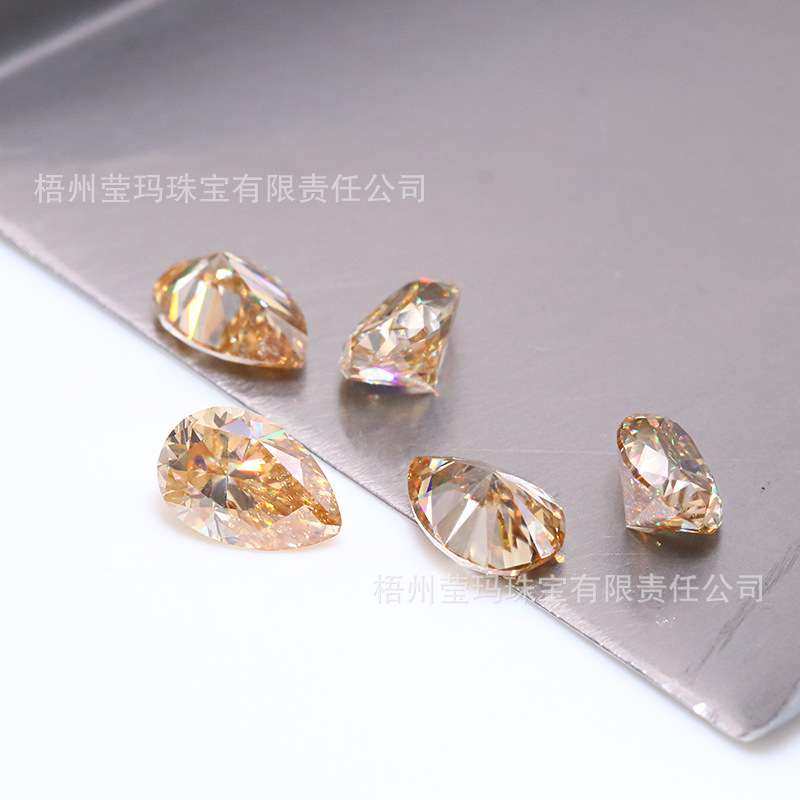 梨形香槟色莫桑石 水滴形莫桑钻0.5-3克拉香槟色裸石梧州莫桑现货,淘宝优惠券,粉丝福利购,淘宝优惠卷