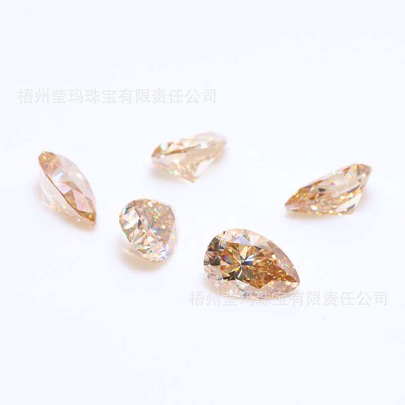 梨形香槟色莫桑石 水滴形莫桑钻0.5-3克拉香槟色裸石梧州莫桑现货,淘宝优惠券,粉丝福利购,淘宝优惠卷
