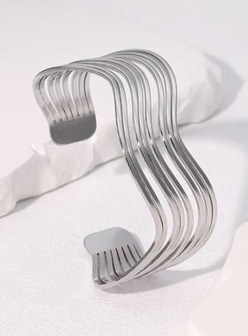 SimpleChic Stainless steel bracelet Geometric lines Minimali