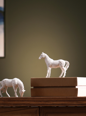 创意小白马摆件陶瓷工艺品办公室桌面茶桌装饰配件盆景造景摆设品