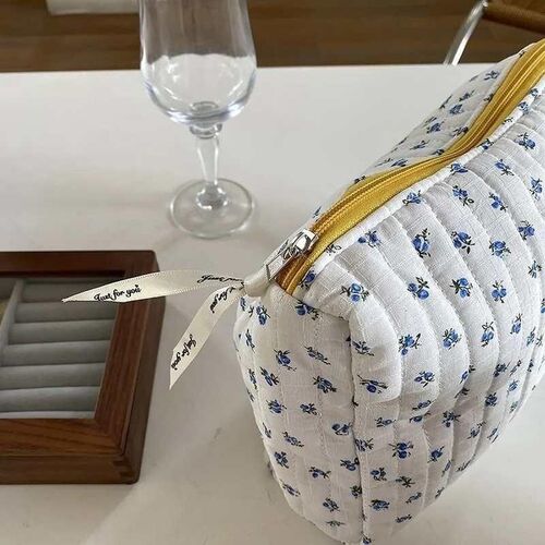 2024 Quilted Makeup Bag for Women Cosmetic Storage Bag Porta - 图1
