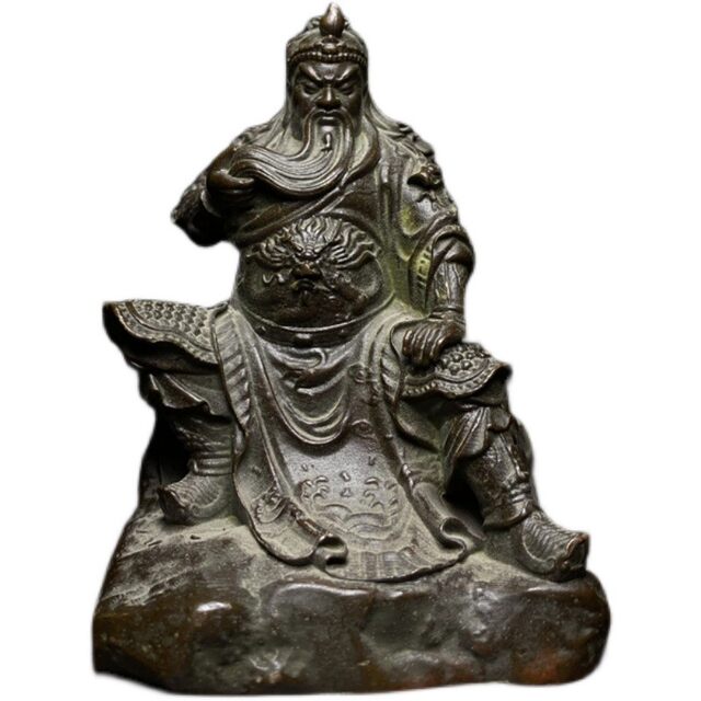 Antiques and miscellaneous brass Guan Yu desktop small ornaments Guan Erye loyalty ornaments Guan Yu standing portrait desktop tea pet ornaments