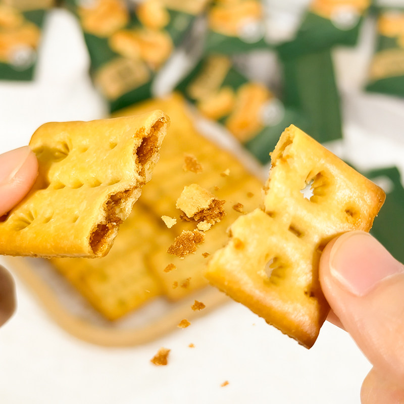 永得利牛肉馅酥脆饼干夹心饼干商超同款网红休闲零食超好吃年货,淘宝优惠券,粉丝福利购,淘宝优惠卷