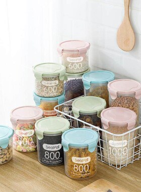 Lidded airtight canisters for kitchen use, suitable for stor