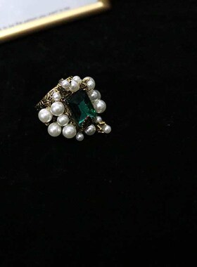 LIN retro light luxury high-end pearl gemstone ring elegant