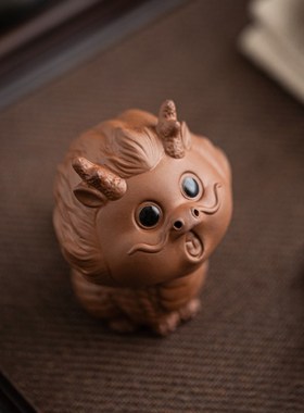 创意可爱神兽陶瓷生肖龙小摆件招财吉祥物家居书房桌面装饰工艺品