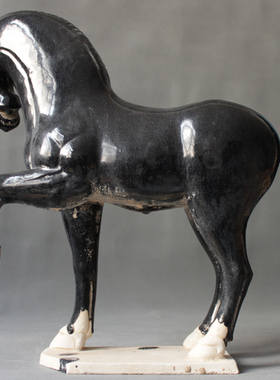 陶瓷马摆件唐三彩仿古白马室内家居装饰客厅办公室桌面摆件收藏