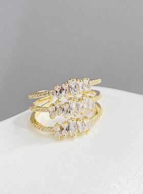 Exaggerated temperament flashing diamond zircon index finger
