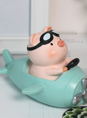 创意小猪开飞机摆件个性汽车车饰车内用品装饰车载中控台男士新年