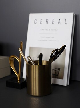 北欧样板间轻奢书房装饰摆件书架创意皮革收纳箱书挡假书家居饰品