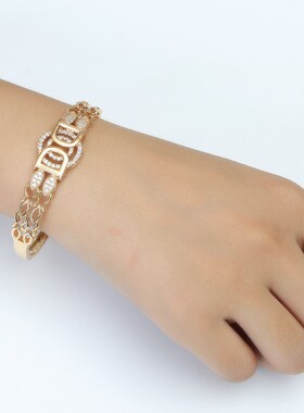 2023 Elegant Double D Lettering Round Cut Flower Lady High-E