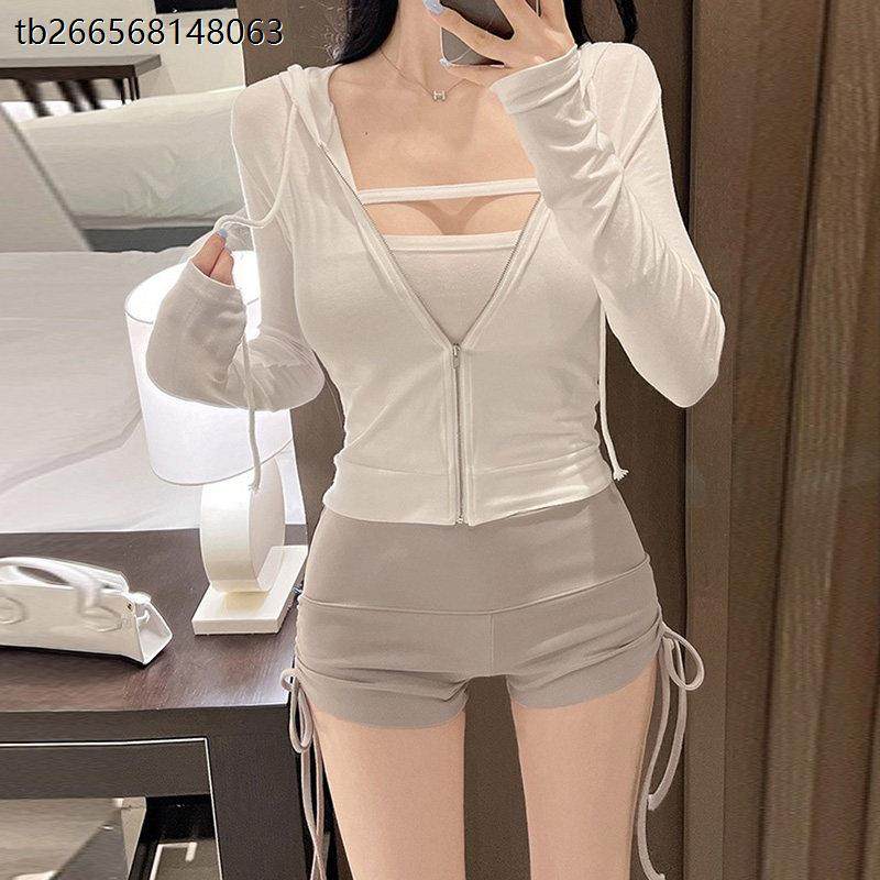 穿搭纯欲性感抹胸上衣卫衣连帽长袖短外套修身开衫辣妹两件套装女,淘宝优惠券,粉丝福利购,淘宝优惠卷