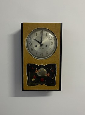 老物件怀旧农村老式挂钟老式机械挂钟表摆件农家乐民俗复古装饰品
