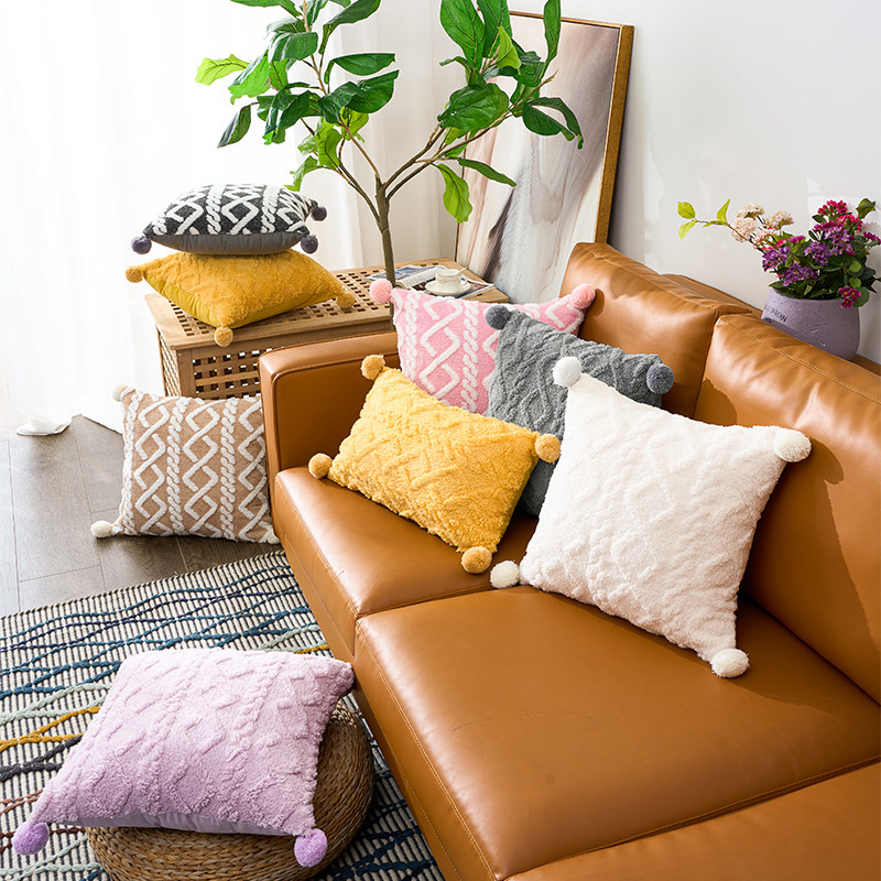 白色毛绒带毛球抱枕套女孩房客厅沙发50x50坐垫靠垫套不含芯,淘宝优惠券,粉丝福利购,淘宝优惠卷