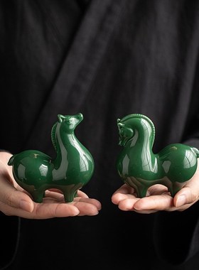 西安唐马创意茶宠摆件可爱生肖小唐马精品茶玩茶桌装饰品书房镇纸