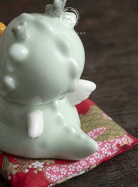 创意打坐小飞龙陶瓷摆件可爱龙生肖家居饰品桌面工艺品送礼品