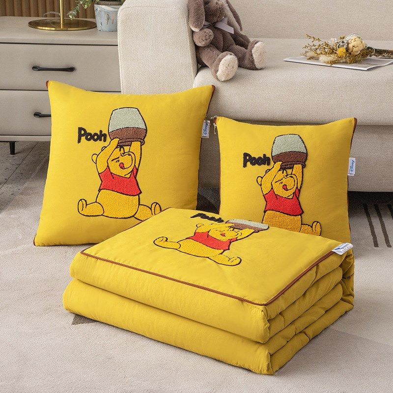 草莓熊毛巾绣靠垫被抱枕被家用车载靠枕办公室午睡枕头毯子二合一,淘宝优惠券,粉丝福利购,淘宝优惠卷