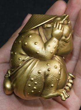 纯黄铜侠客金蟾盘玩车载内饰纯手工文玩聚财招财创意手把件男