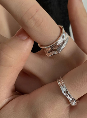 简约冷淡风皱褶宽戒指男女情侣款