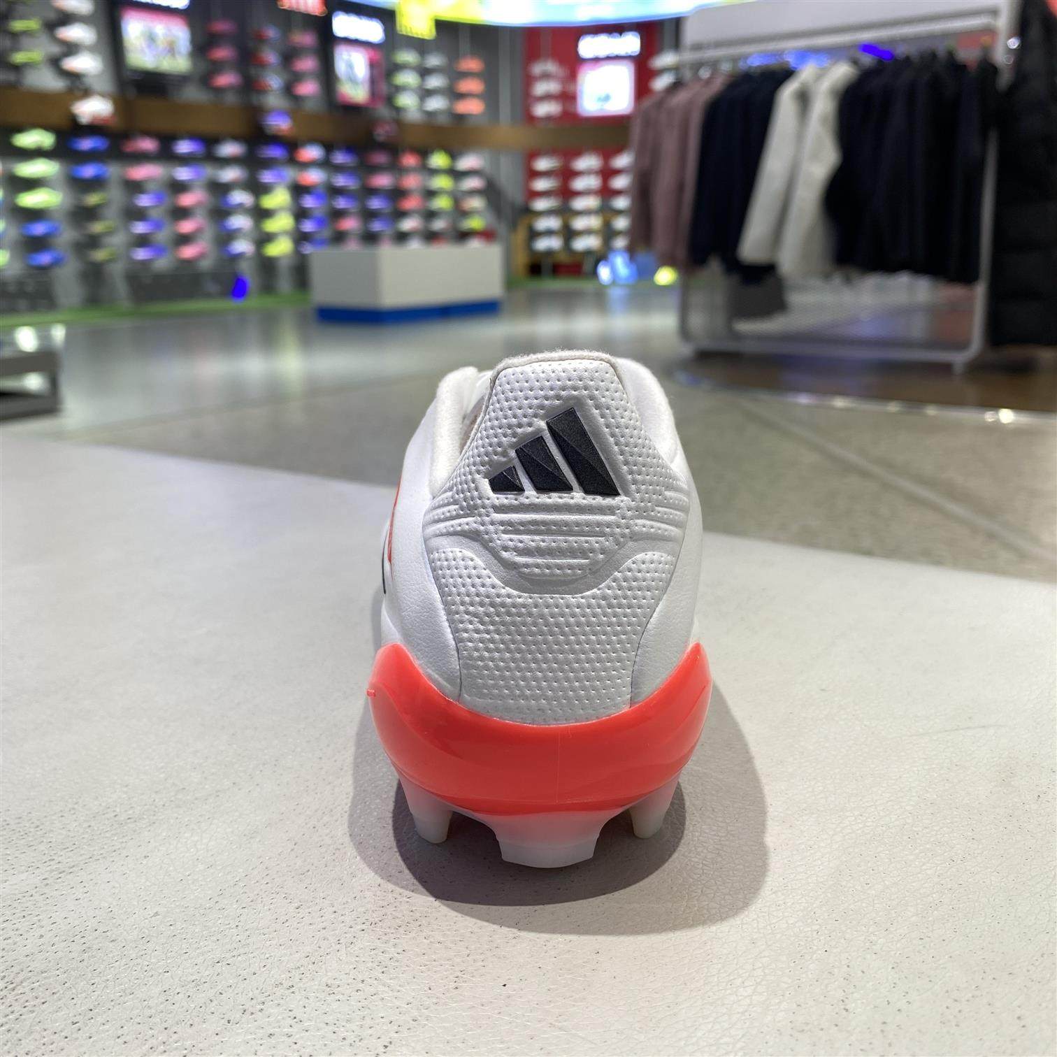 阿迪达斯男款防滑耐磨轻便低帮AG短钉人草比赛训练足球鞋 JQ0489,淘宝优惠券,粉丝福利购,淘宝优惠卷