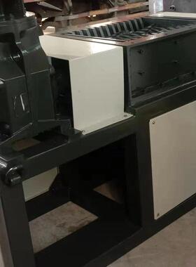 双轴撕碎机垃圾轴刀片式粉碎机金属塑料工业破碎机工业级边角料