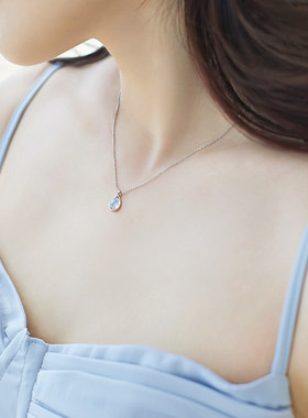 月售500条纯银月光石人鱼泪项链