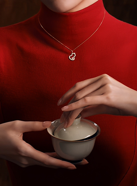 月售500条K玫瑰金钻石葫芦锁骨链