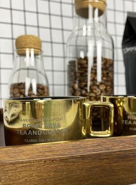 样板间厨房软装饰品搭配组合咖啡机木质托盘摆件套装橱柜陈设道具